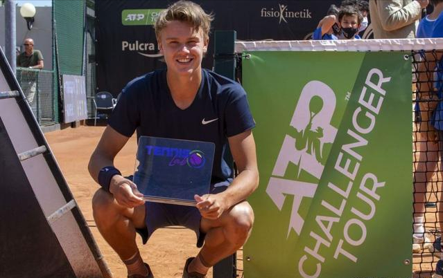 萨拉赫在弧 萨拉赫在弧